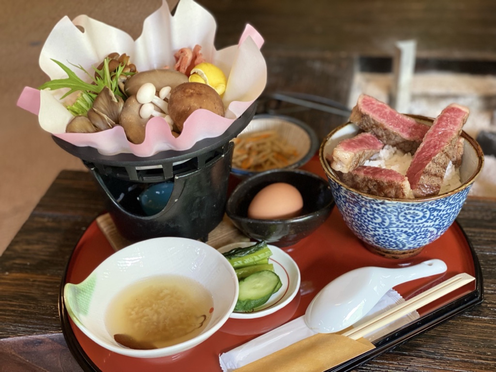 信州たかやま丼ときのこ鍋の日帰りランチ